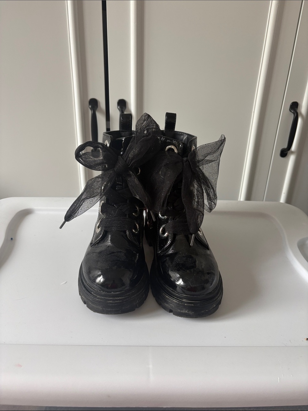 Nina Black Patent Sheer Ribbon Lace-Up Kids Boots